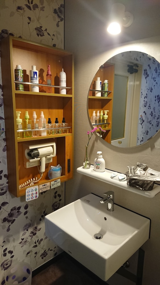 スタンダードダブルルーム 喫煙可 バスルーム0 | ホテルバレンタイン - 大人限定