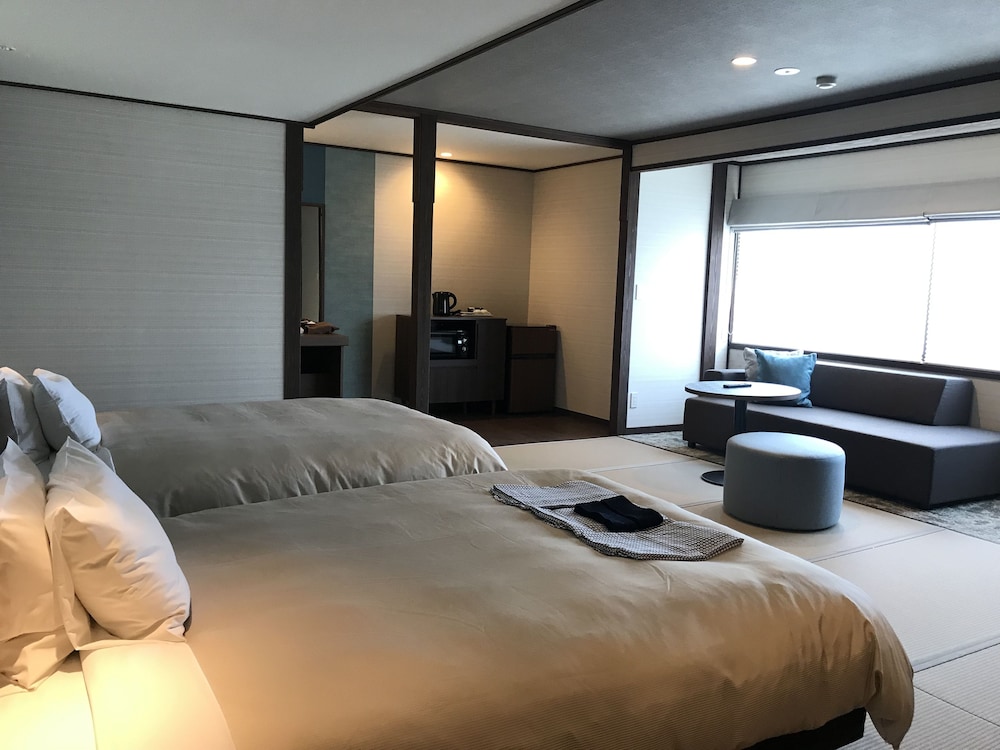 客室1 | 草津温泉 源泉一乃湯