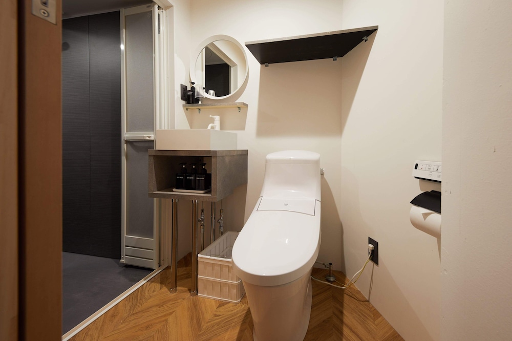 スタンダード ダブルルーム バスルーム1 | HOTEL ORIGO HAKATA - Gion -