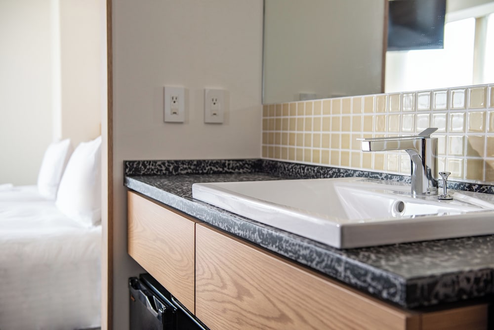 コンフォート ダブルルーム 禁煙 客室2 | ホテルビスタ大阪 [なんば]