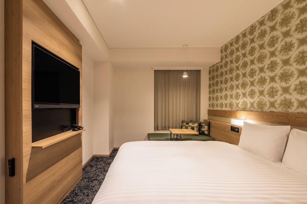 コンフォート ダブルルーム 禁煙 客室1 | ホテルビスタ大阪 [なんば]