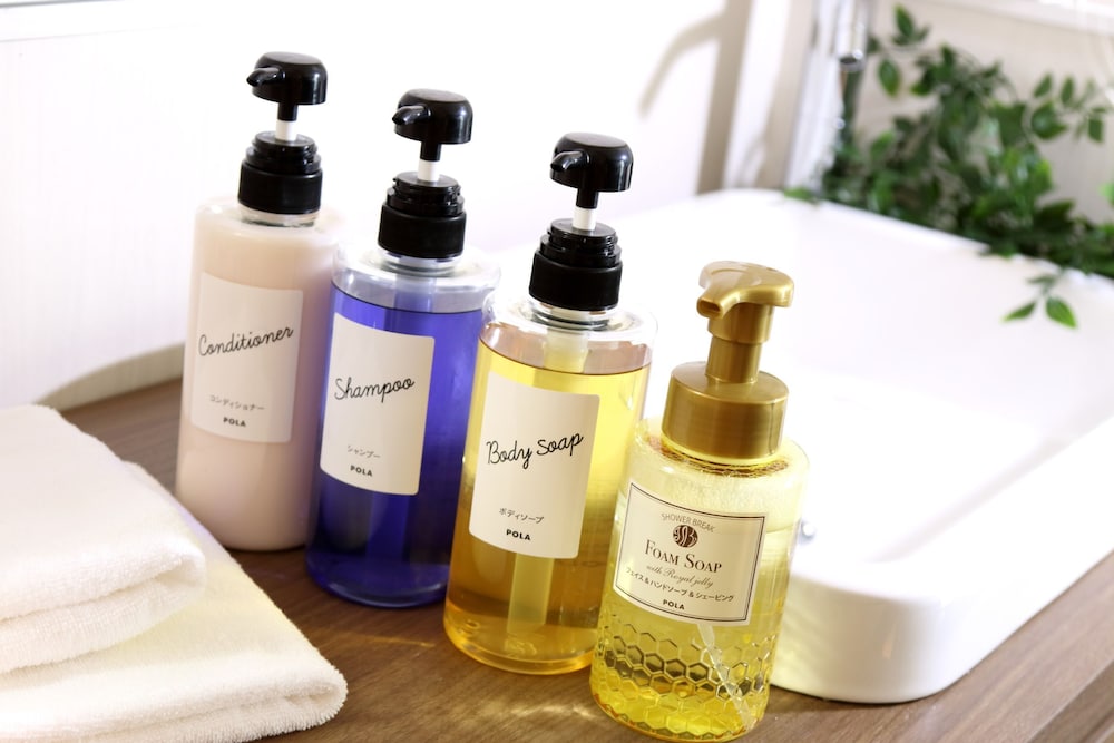 ダブルルーム バスルームの設備4 | レジデンスホテル博多19