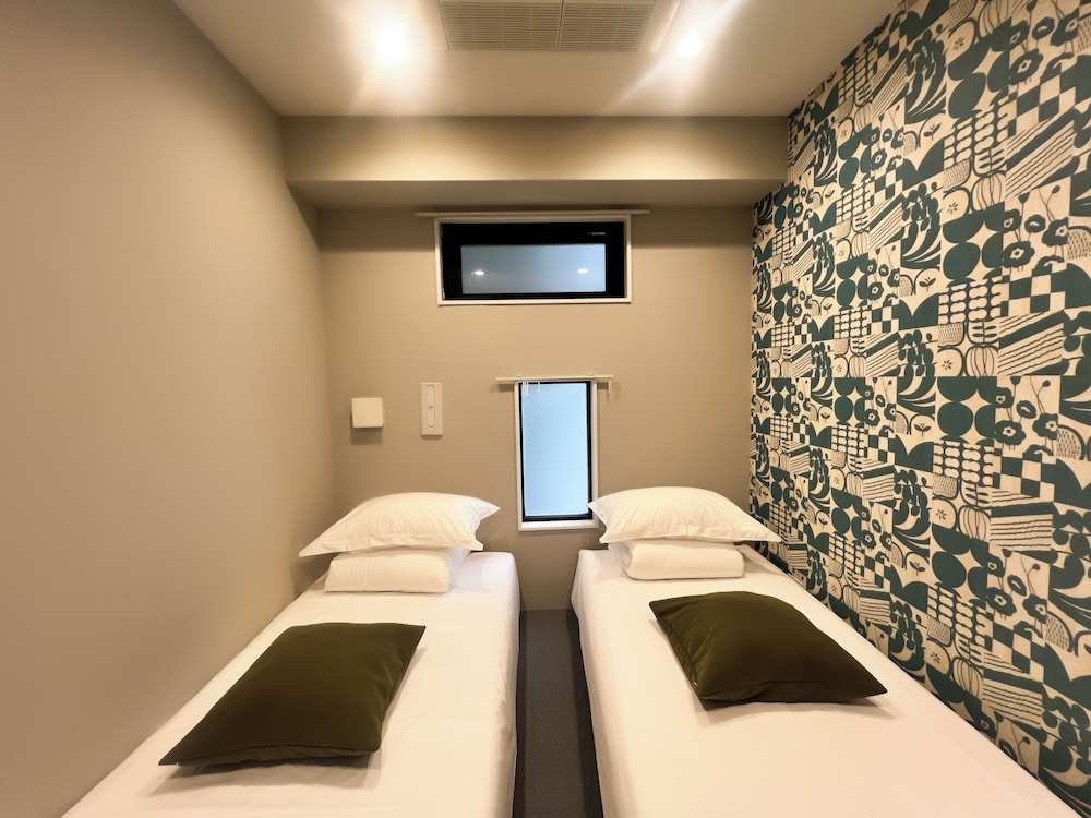 Twin B 客室3 | Hotel Hangout - ホステル