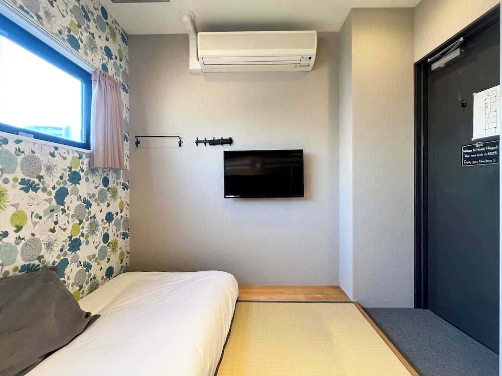 エコノミー トリプルルーム 共用バスルーム 客室3 | Hotel Hangout - ホステル