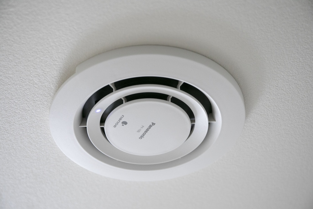 【禁煙】ハリウッドツインルーム/16㎡/110 ㎝ 幅ベッド2台/2名迄 客室の設備とサービス0 | KOKO HOTEL 札幌すすきの