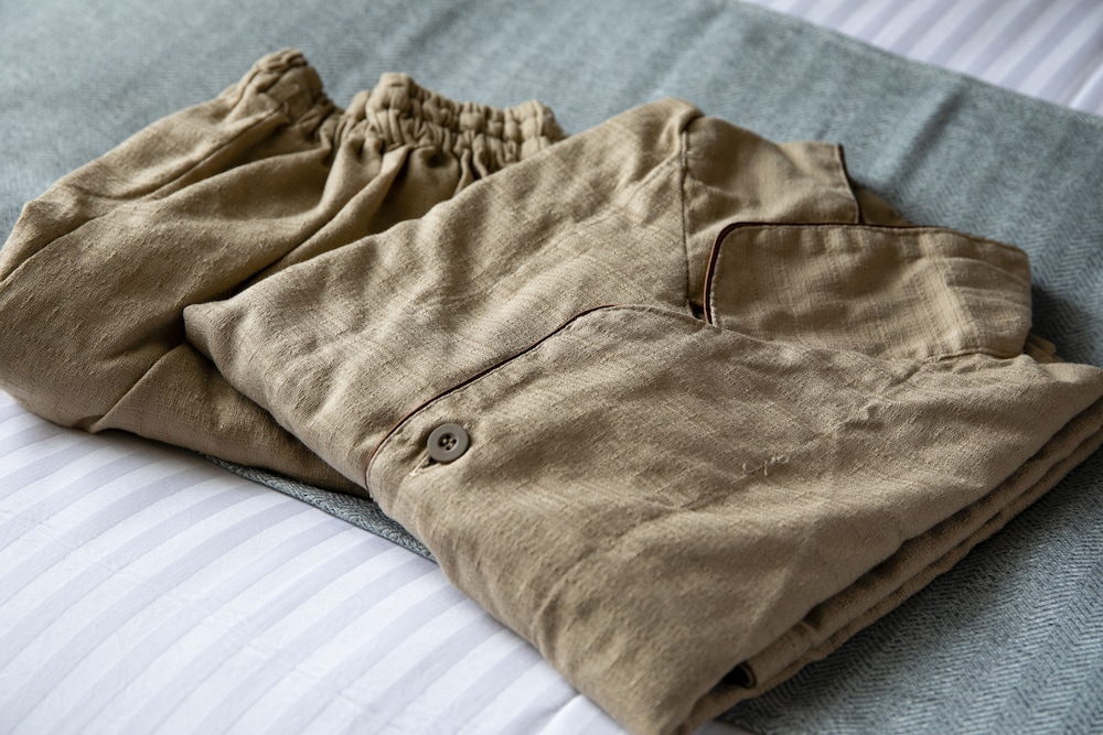 【禁煙】ハリウッドツインルーム/16㎡/110 ㎝ 幅ベッド2台/2名迄 客室の設備とサービス2 | KOKO HOTEL 札幌すすきの