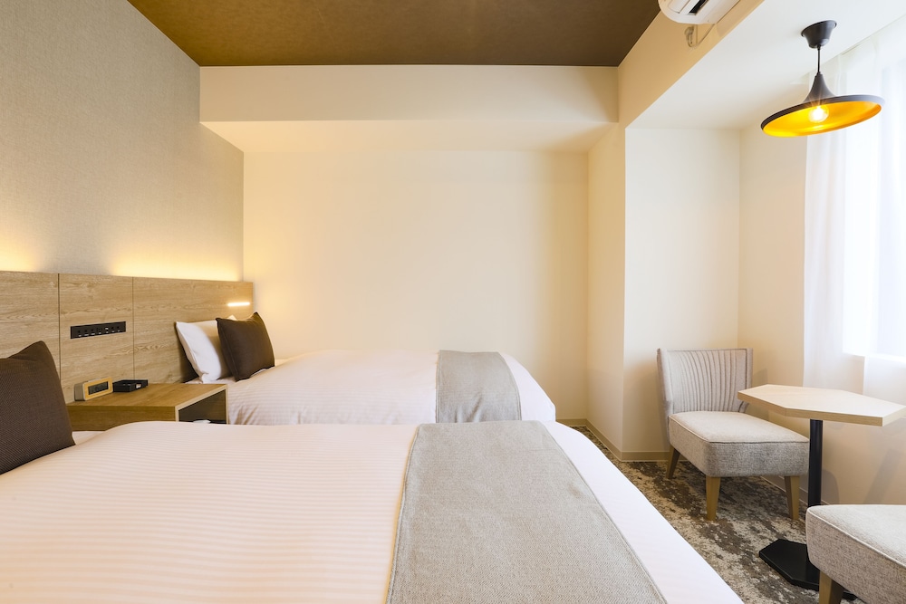 【禁煙】スーペリアツインルーム/26㎡/120 ㎝ 幅ベッド2台/2名迄 | KOKO HOTEL 札幌すすきの