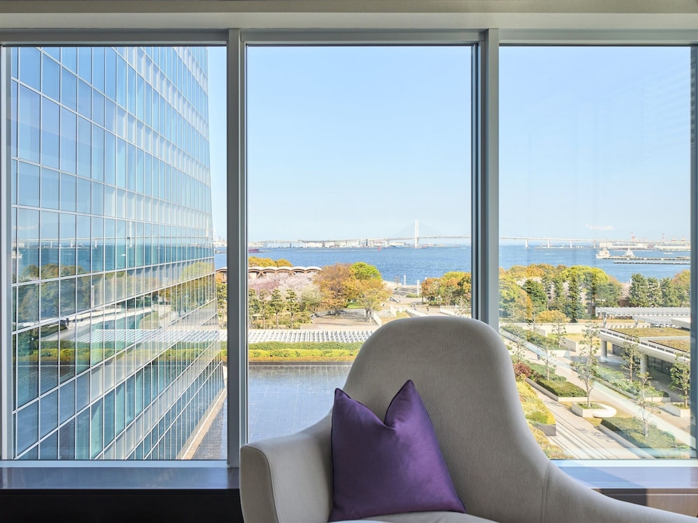 ザ · カハラ プレステージ コーナー キング 禁煙 客室4 | ザ・カハラ・ホテル & リゾート 横浜