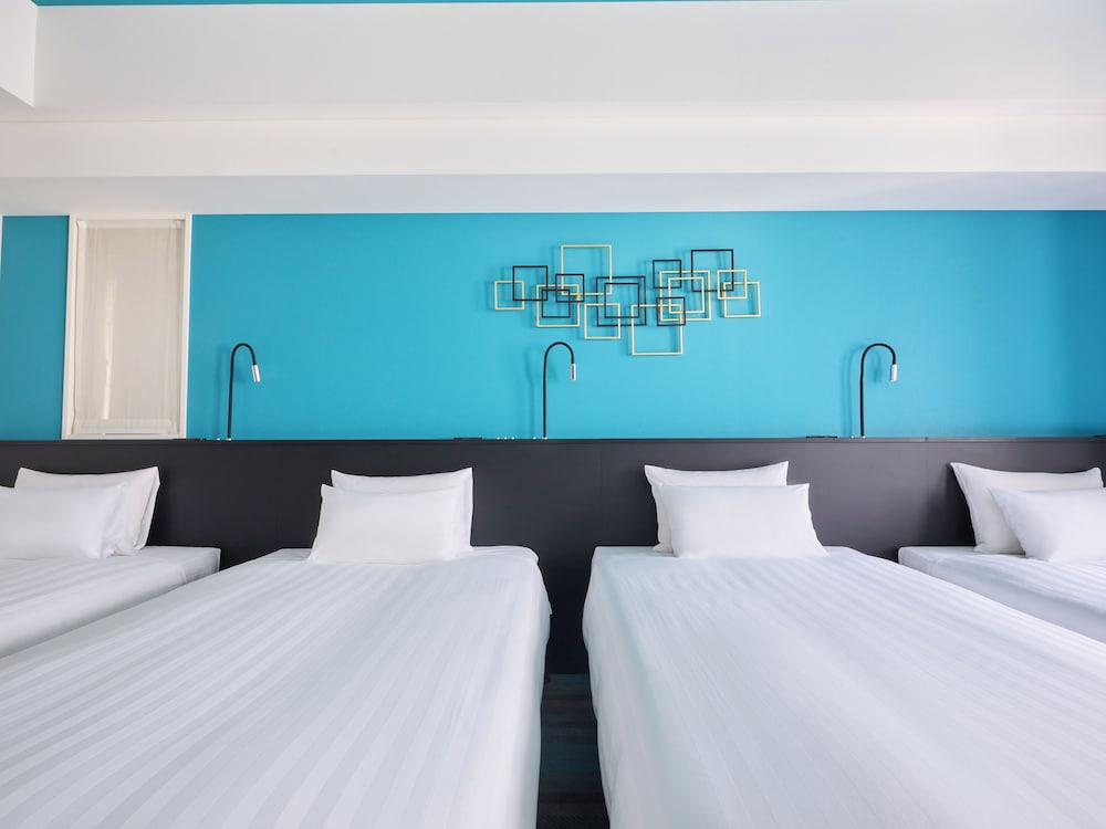 ファミリープレミア シングルベッド4台 禁煙 | HOTEL GEOMETIQ Osaka Umeda, an Ascend Collection Hotel