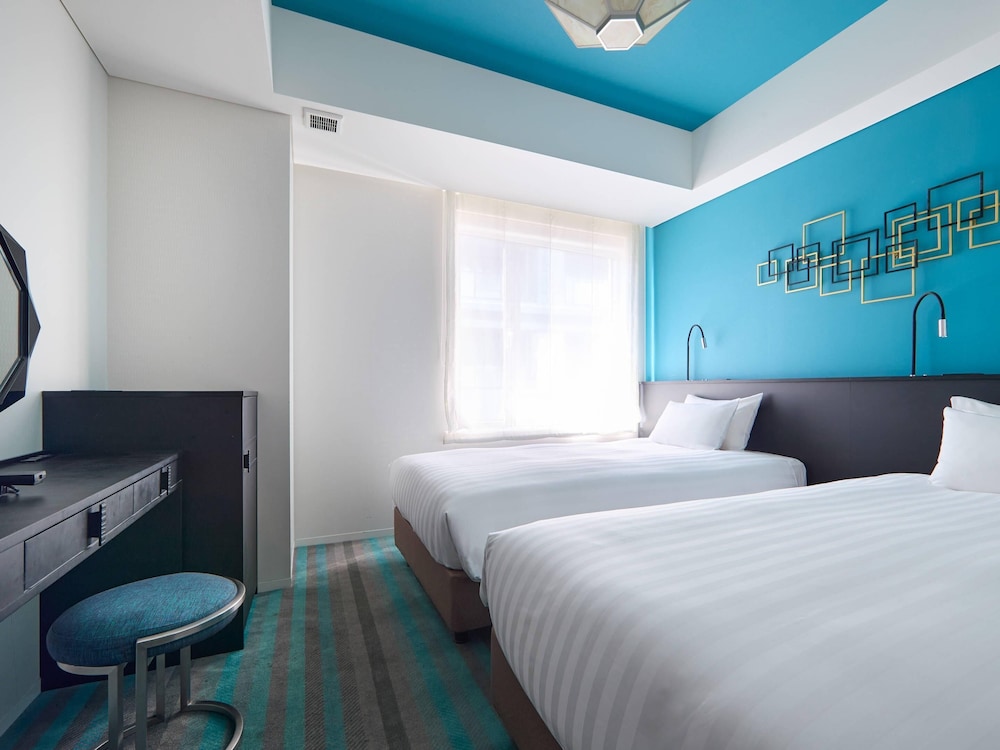 スーペリア ルーム シングルベッド 2 台 禁煙 | HOTEL GEOMETIQ Osaka Umeda, an Ascend Collection Hotel