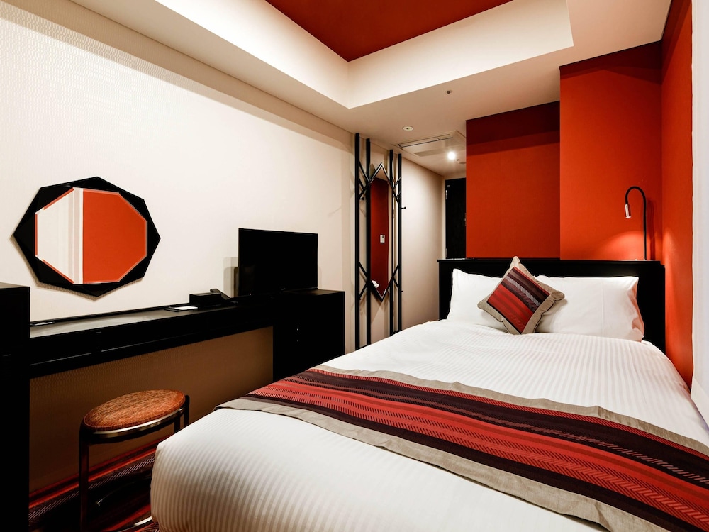 デラックス ルーム ダブルベッド 1 台 禁煙 客室3 | HOTEL GEOMETIQ Osaka Umeda, an Ascend Collection Hotel