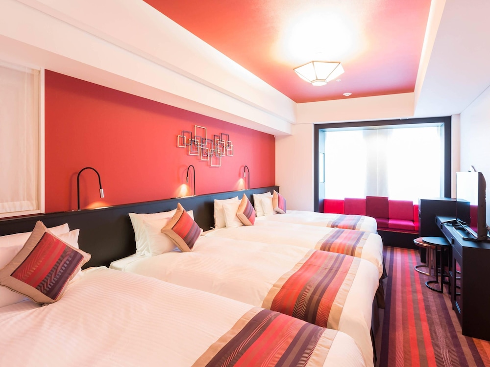 ファミリープレミア シングルベッド4台 禁煙 | HOTEL GEOMETIQ Osaka Umeda, an Ascend Collection Hotel
