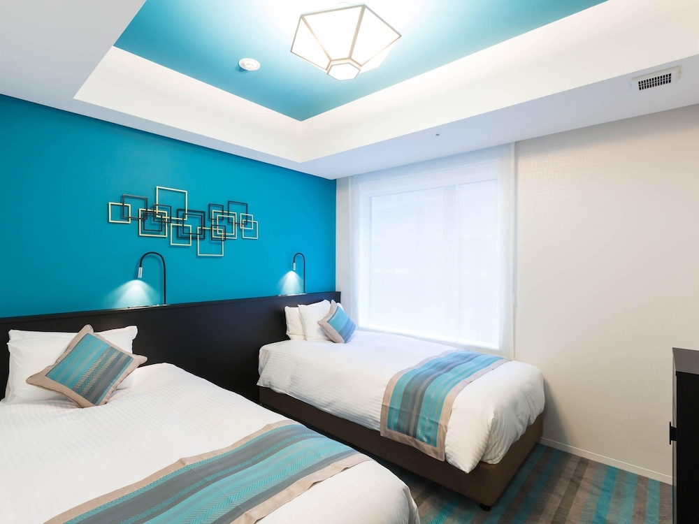 スーペリア ルーム シングルベッド 2 台 禁煙 客室2 | HOTEL GEOMETIQ Osaka Umeda, an Ascend Collection Hotel