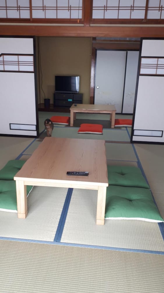 和室 4人部屋 素泊まり 禁煙 客室4 | 農家民宿 ローゼンキャット