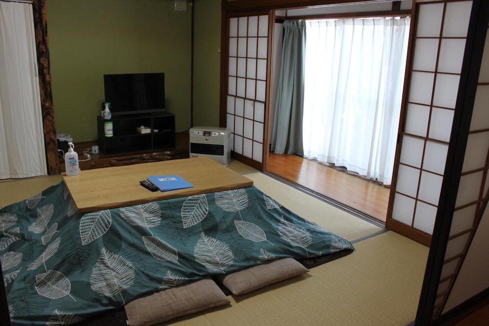 和室 4人部屋 素泊まり 禁煙 リビングルーム0 | 農家民宿 ローゼンキャット