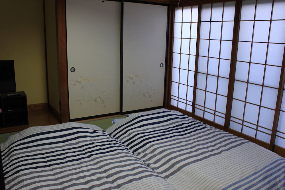 和室 2人部屋 素泊まり 禁煙 客室2 | 農家民宿 ローゼンキャット