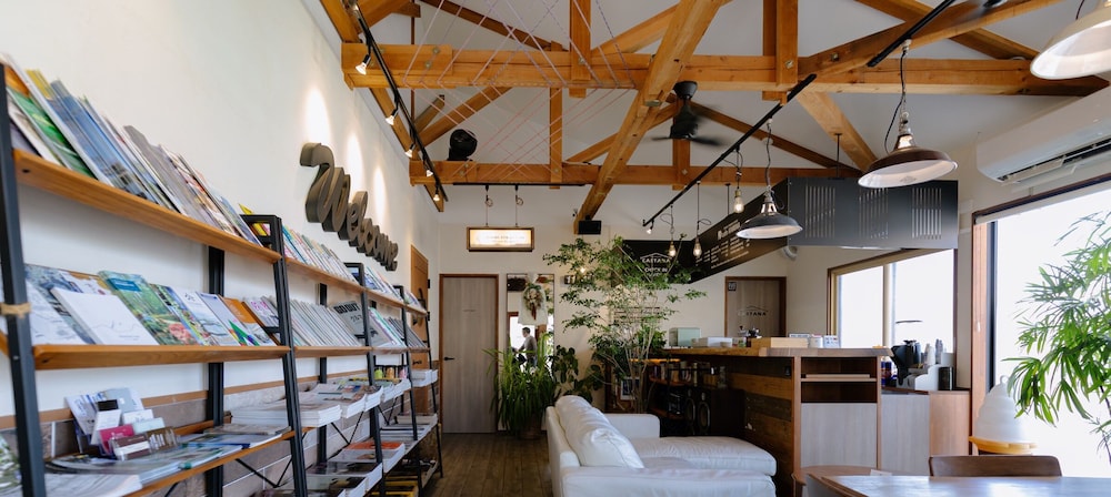 AWAJI ファミリースイート | cafe & stay CASTANA