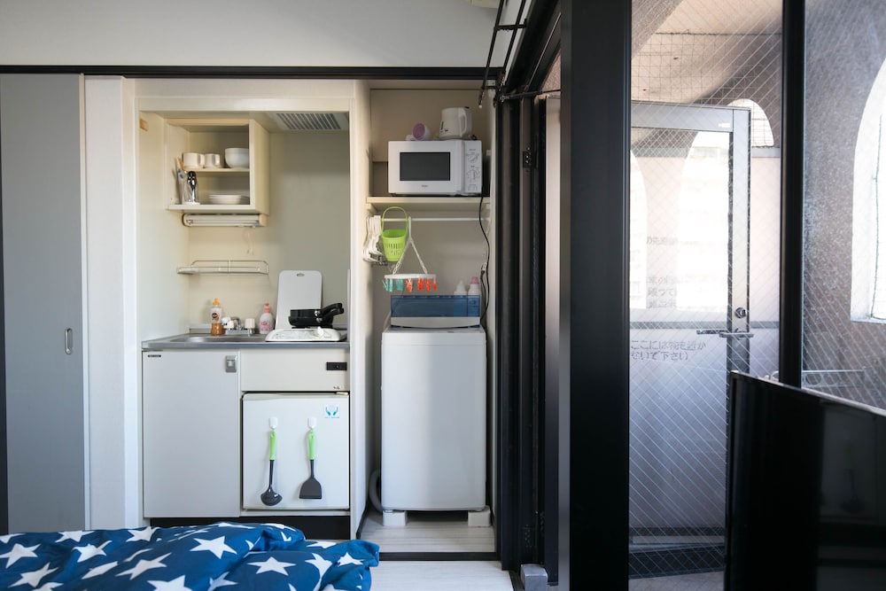 客室1 | 住吉アパートメント