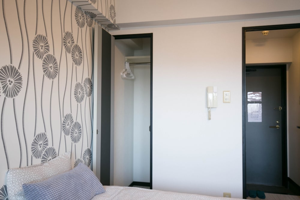 デラックス ツインルーム 客室2 | 住吉アパートメント