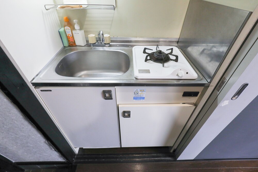スタンダード シングルルーム 専用キッチン1 | 住吉アパートメント