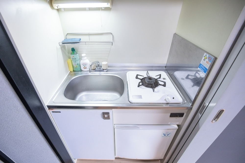 スタンダード シングルルーム 専用キッチン2 | 住吉アパートメント