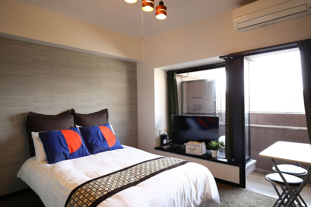 スタンダード ダブルルーム | 住吉アパートメント