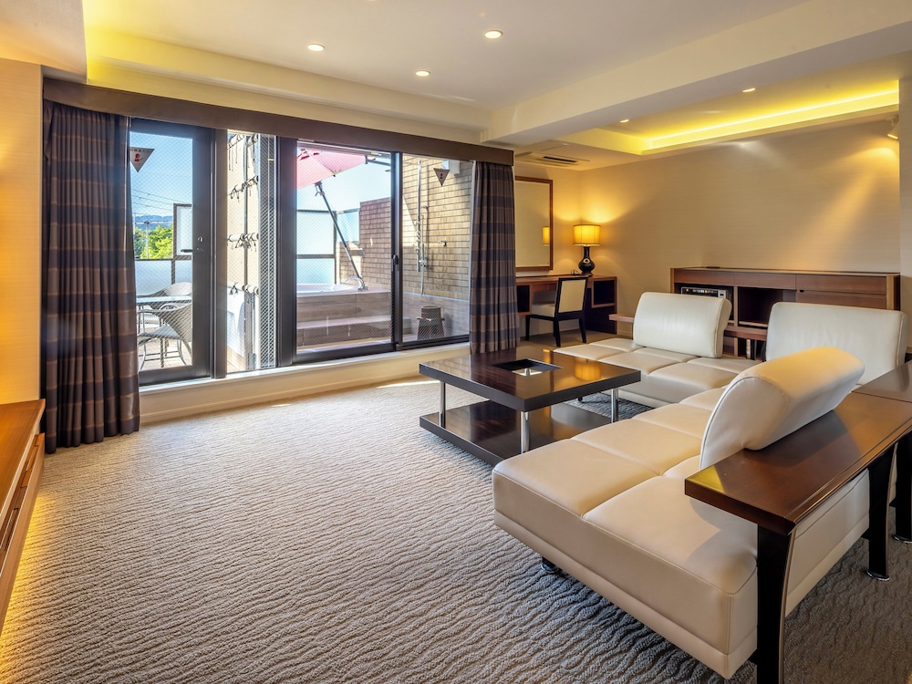 デラックスツインルーム A 露天風呂付 | リヴェルト京都鴨川