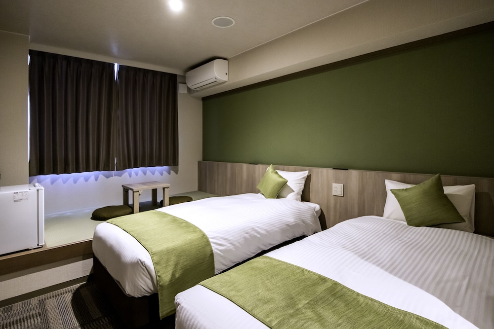 トリプルルーム 客室2 | ホテル ランタナ 那覇松山