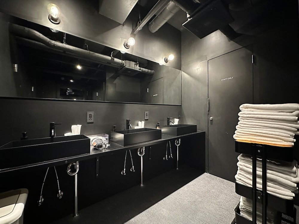 ユニット 3A バスルーム3 | SMALL HOTEL hiroshima