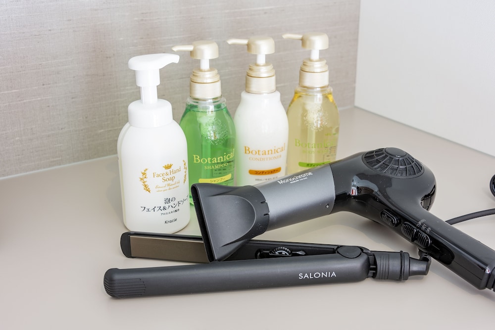 コンパクト ダブルルーム 共用バスルーム バスルームの設備0 | アンドホステル 南千住