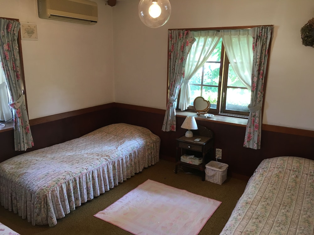 客室1 | 飛騨高山 ペンション ココット 客室1 | 飛騨高山 ペンション ココット