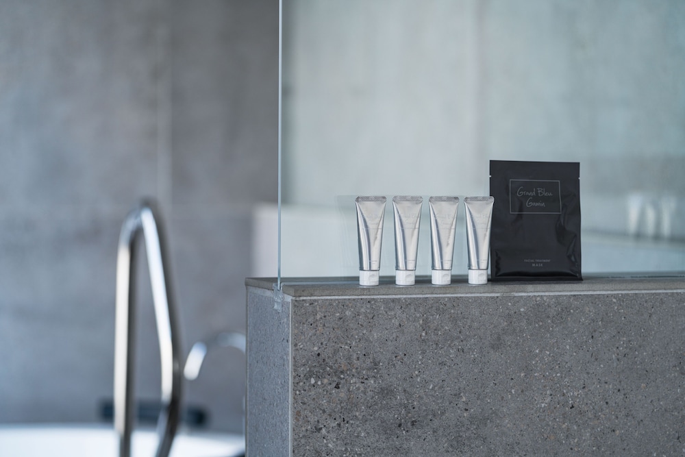 スーペリア スイート バスルーム1 | グランブルーギャマン