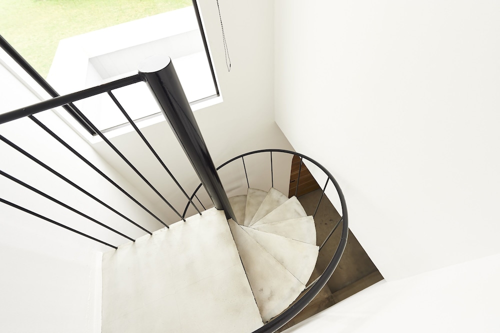 デラックス スイート 客室2 | グランブルーギャマン