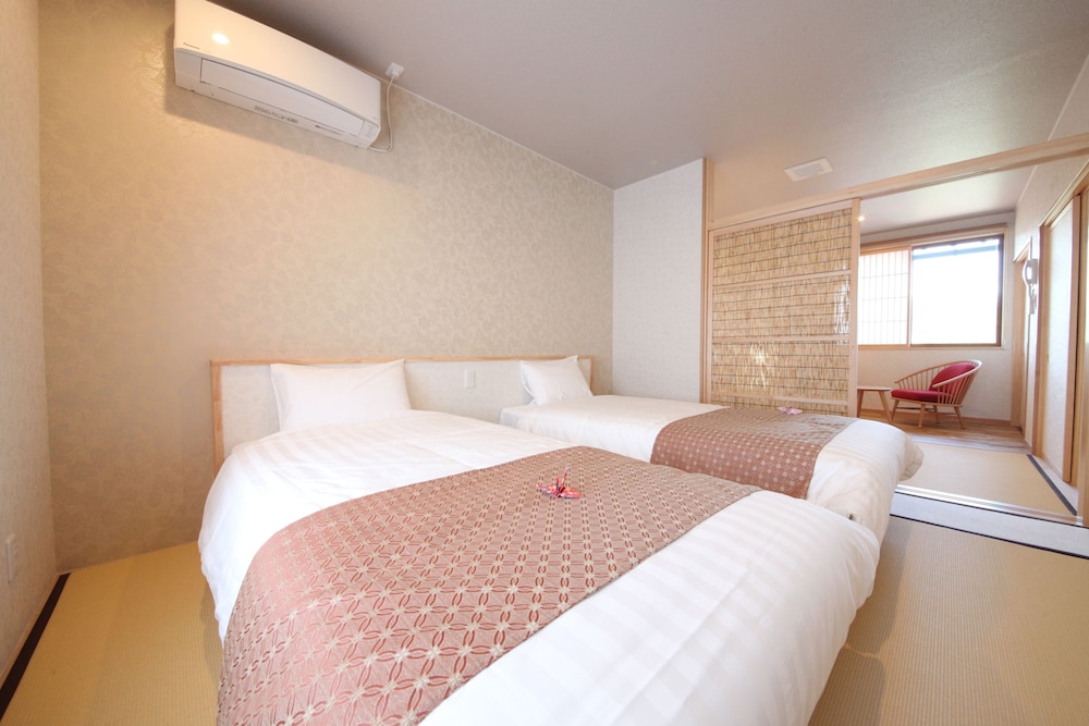 スーペリア ファミリールーム 客室3 | 旅館 一の松