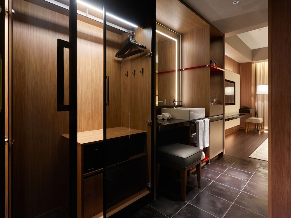 スーペリアキング (禁煙) 客室2 | 三井ガーデンホテル六本木プレミア