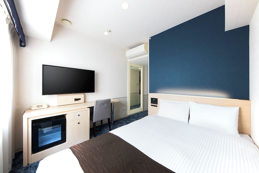 スタンダード ダブルルーム ダブルベッド 1 台 禁煙 | ホテル ヴィラフォンテーヌ東京日本橋三越前