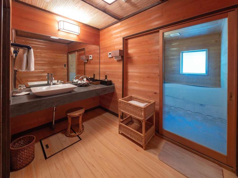 臥龍 離れ 禁煙 客室10 | 倭乃里