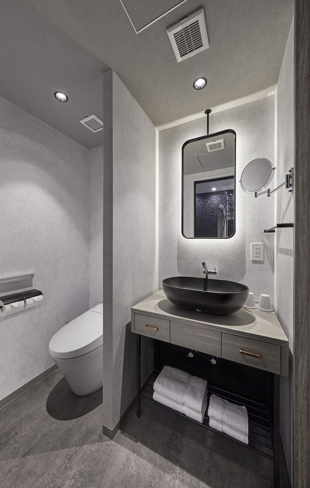 ツイン 30sqm [シャワーブース] 禁煙 バスルーム1 | ホテル ヴィラフォンテーヌ グランド東京六本木