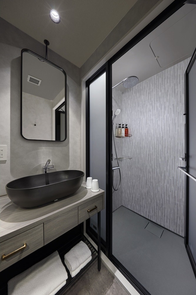 ダブル20sqm [ソファベッド付・セパレート] 禁煙 バスルーム0 | ホテル ヴィラフォンテーヌ グランド東京六本木