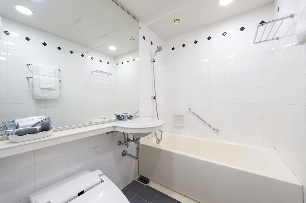 スタンダード ツインルーム 禁煙 バスルーム0 | ホテル ヴィラフォンテーヌ東京田町