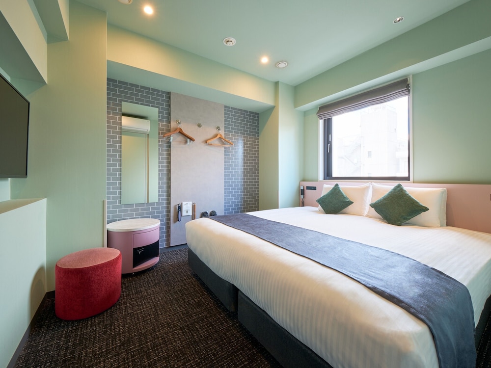 キング ハリウッドスタイル18平米 禁煙 | ホテル ヴィラフォンテーヌ東京新宿