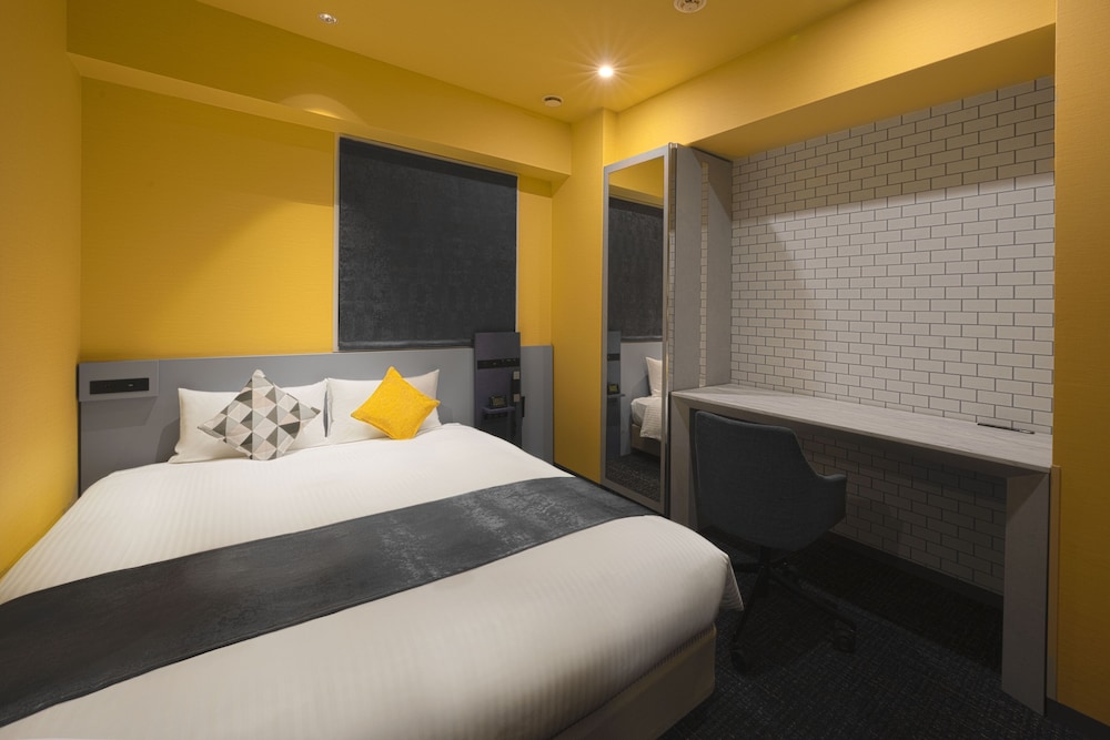 スーペリアクイーン -2022年リニューアル- 禁煙 客室1 | ホテル ヴィラフォンテーヌ東京新宿