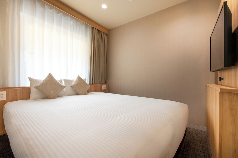 キング ハリウッドスタイル 1台 禁煙 | ホテル ヴィラフォンテーヌ東京神保町