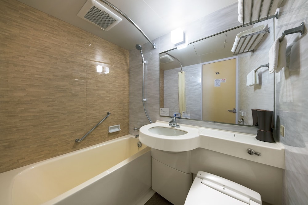 ツインルーム シングルベッド 2 台 禁煙 バスルーム0 | ホテル ヴィラフォンテーヌ東京上野御徒町