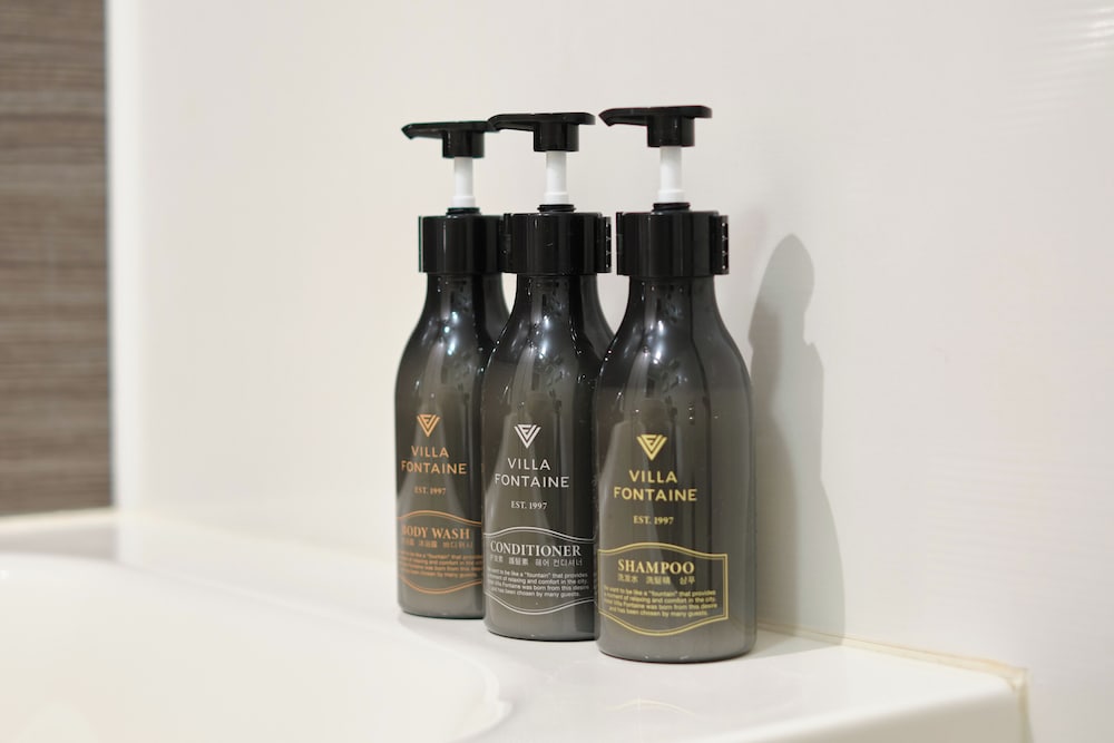 ツインルーム 禁煙 バスルーム1 | ホテル ヴィラフォンテーヌ東京大手町