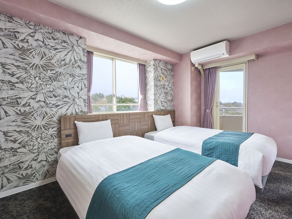 デラックススイート オーシャンビュー (3LDK) 犬同伴不可 禁煙 客室4 | ヴィラージュ伊豆高原