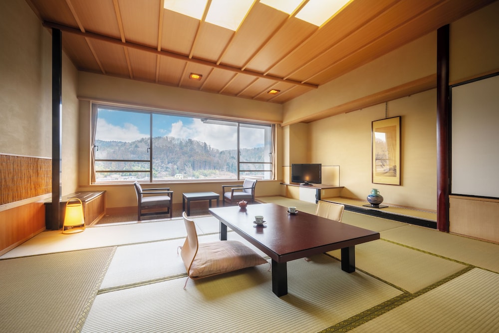 花月館 和室 喫煙可 客室1 | 秋保温泉 伝承千年の宿 佐勘