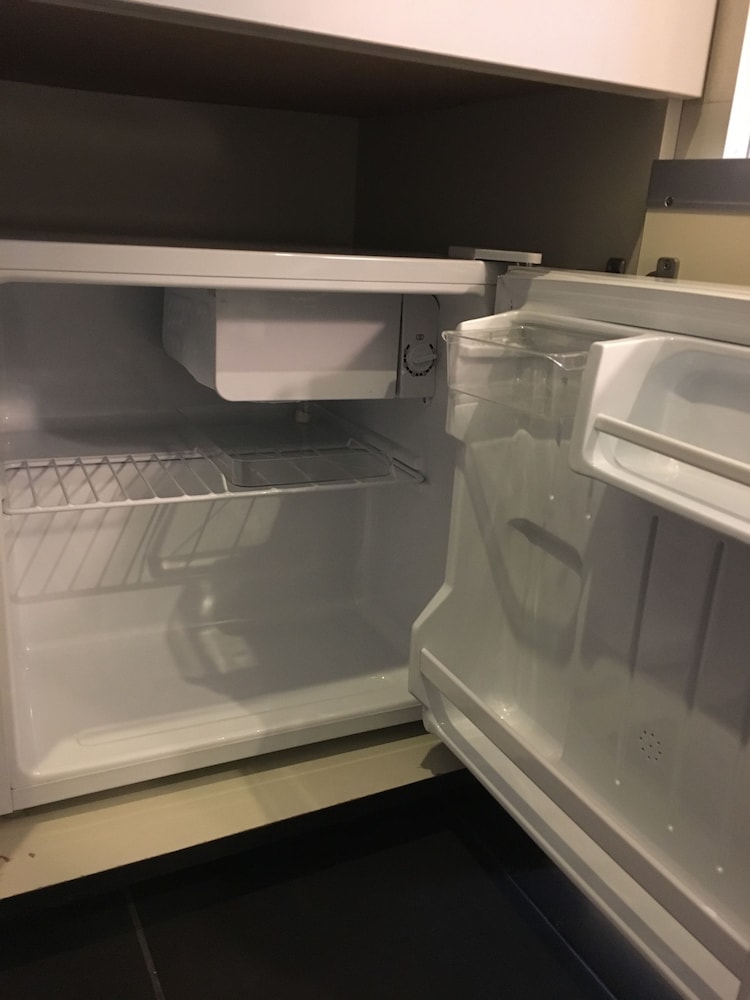 セミダブルルーム禁煙 小型冷蔵庫0 | ホテルニュースター池袋