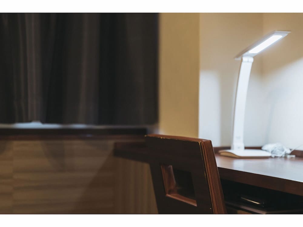 スタンダード ダブルルーム 禁煙 ベット幅140cm 客室の設備とサービス2 | シティルートホテル