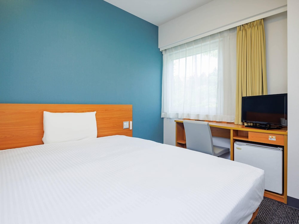 スタンダード ルーム クイーンベッド 1 台 禁煙 | コンフォートイン軽井沢